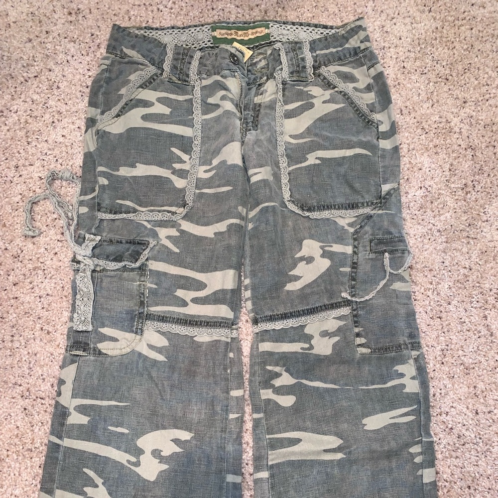Camo miss me cargo pants